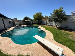 Mesa 4BR Home big Diving Pool & Jacuzzi